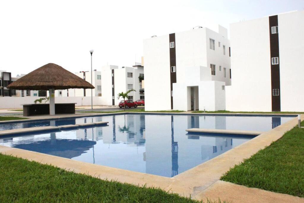 Depa De Playa C/Alberca Cerca De La 5A Avenida Apartment Playa del Carmen Exterior photo